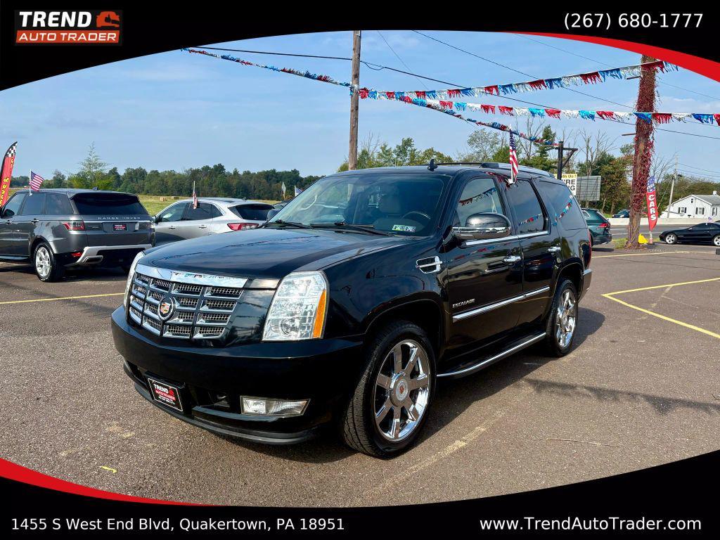 used 2013 Cadillac Escalade car, priced at $17,500