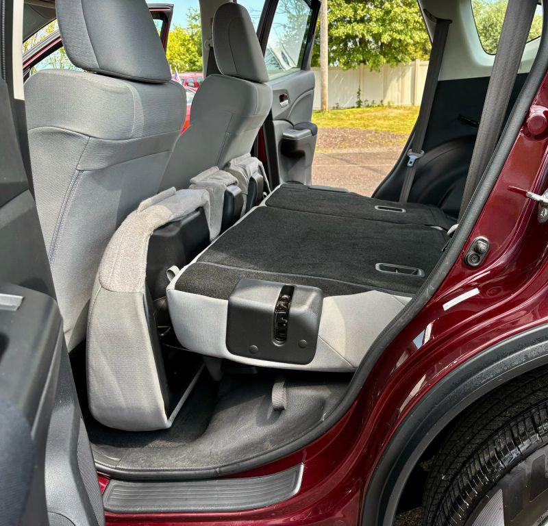 used 2015 Honda CR-V car, priced at $13,500