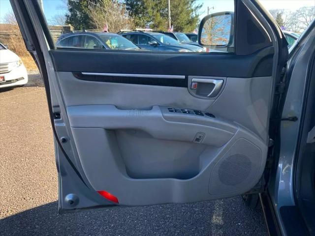 used 2009 Hyundai Santa Fe car, priced at $9,500