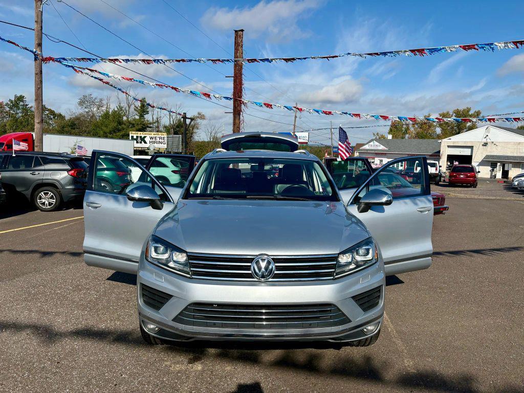 used 2015 Volkswagen Touareg car, priced at $11,999