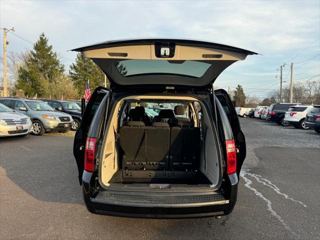 used 2008 Dodge Grand Caravan car, priced at $8,999