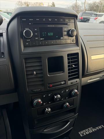used 2008 Dodge Grand Caravan car, priced at $8,999