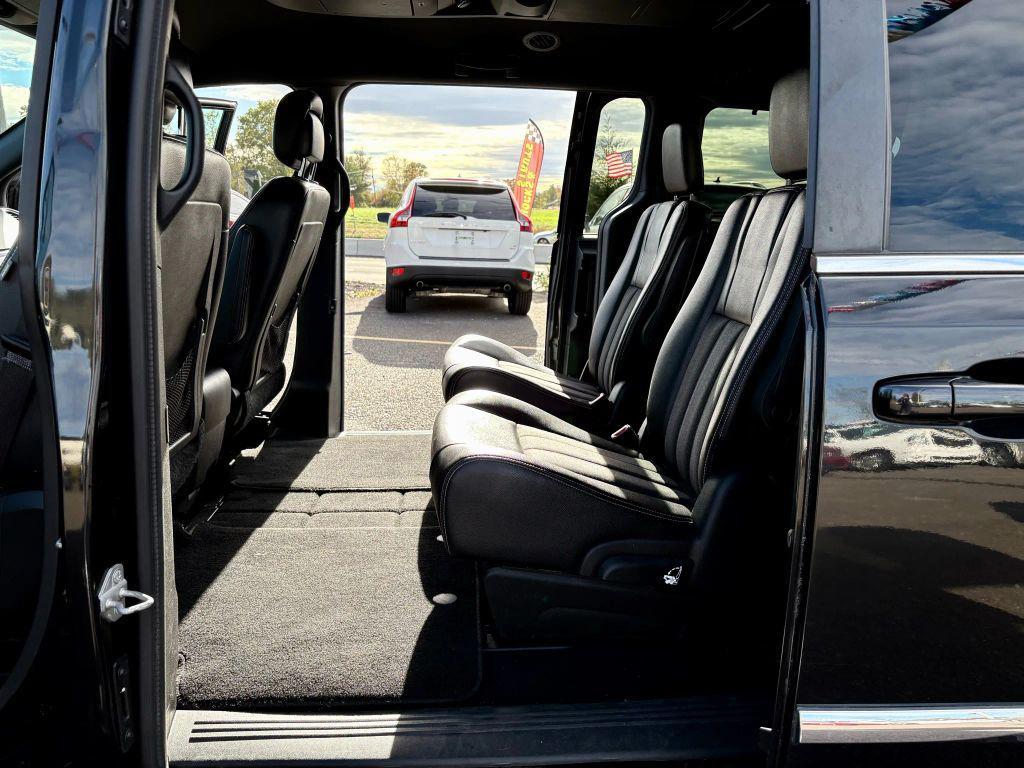 used 2015 Chrysler Town & Country car, priced at $9,500