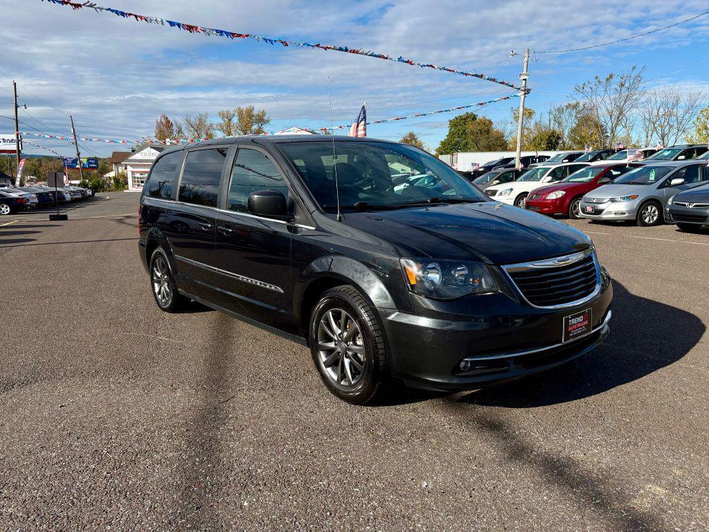used 2015 Chrysler Town & Country car, priced at $9,500