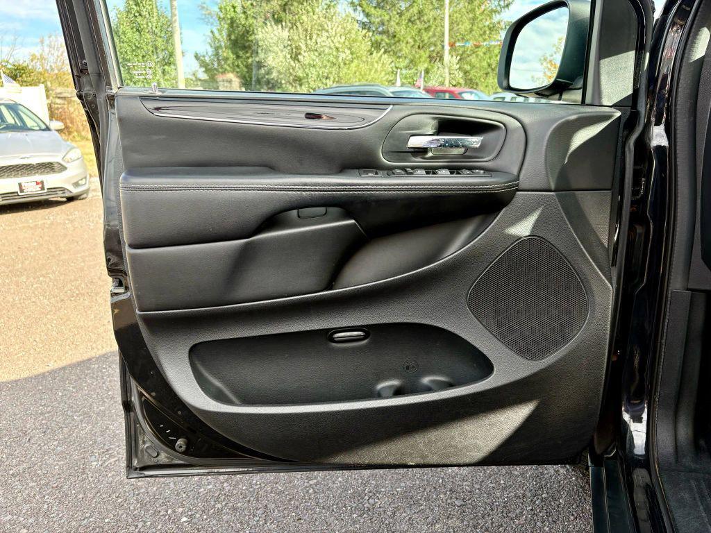 used 2015 Chrysler Town & Country car, priced at $9,500