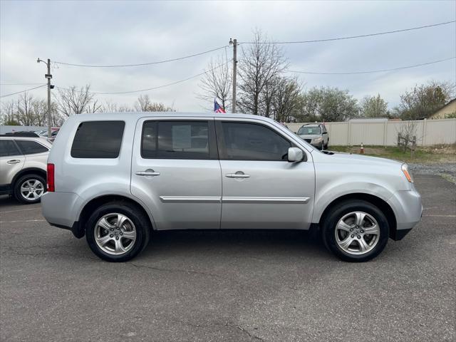 used 2013 Honda Pilot car, priced at $14,999