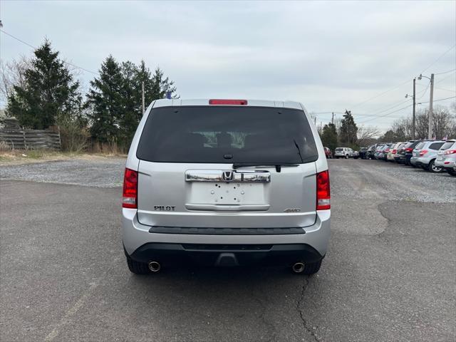 used 2013 Honda Pilot car, priced at $14,999