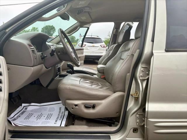 used 2004 Jeep Grand Cherokee car, priced at $10,500