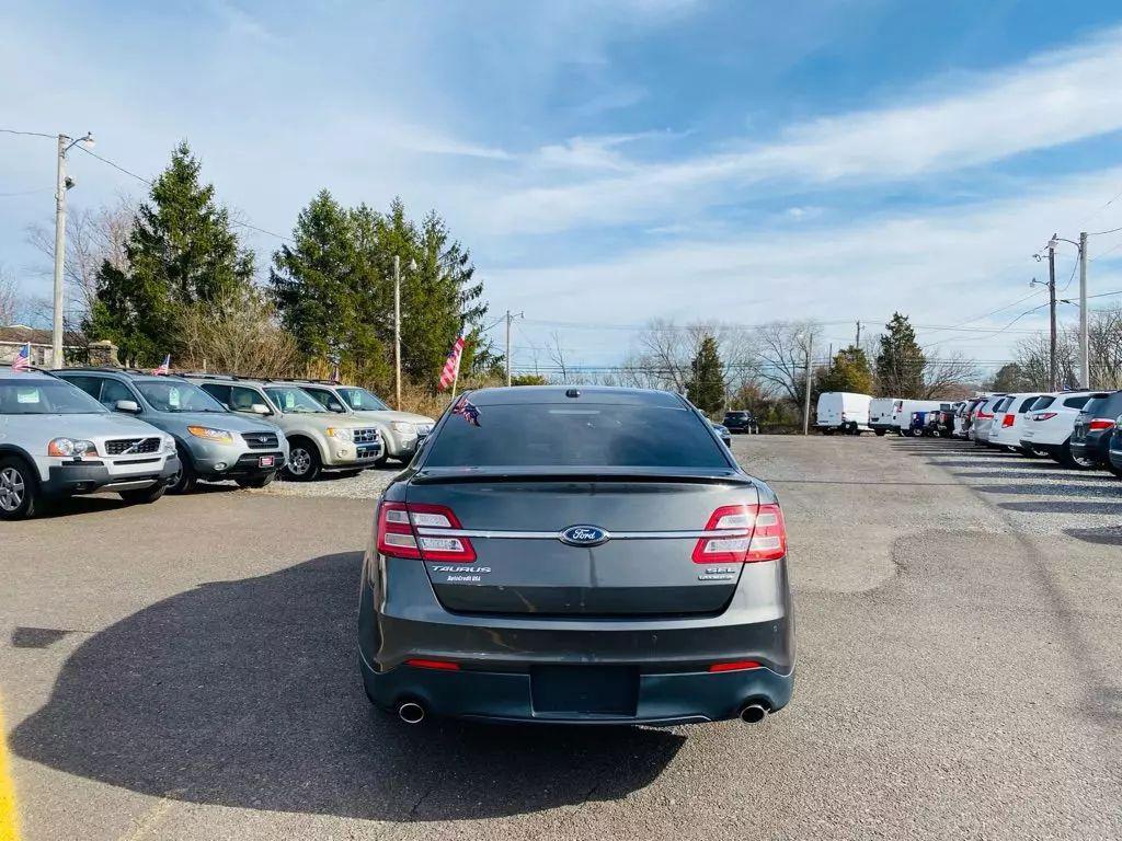 used 2015 Ford Taurus car, priced at $11,500