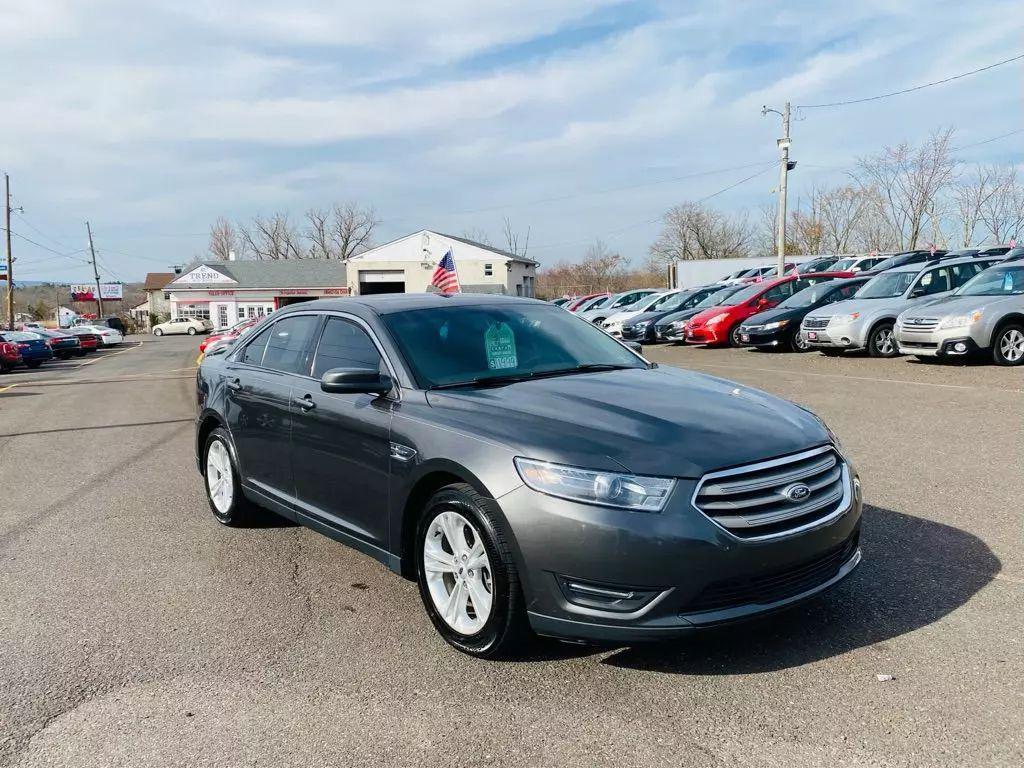 used 2015 Ford Taurus car, priced at $11,500