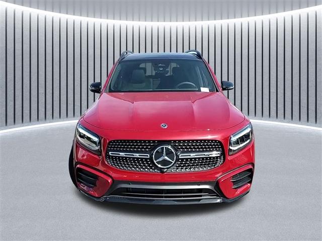 new 2024 Mercedes-Benz GLB 250 car, priced at $58,000