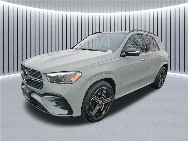 used 2024 Mercedes-Benz GLE 450 car, priced at $72,893