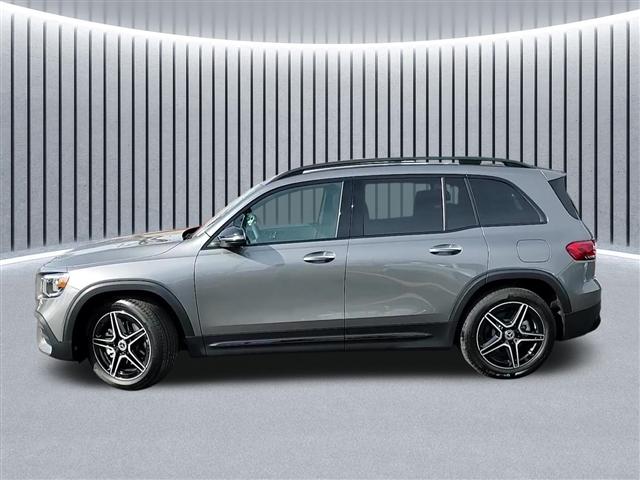 new 2023 Mercedes-Benz GLB 250 car, priced at $48,850