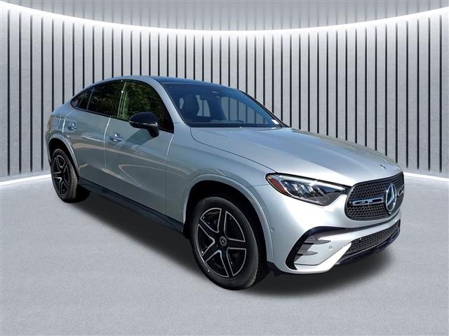 new 2025 Mercedes-Benz GLC 300 car, priced at $64,985