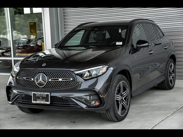 new 2025 Mercedes-Benz GLC 300 car, priced at $62,235