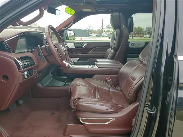 used 2019 Lincoln Navigator car, priced at $41,483