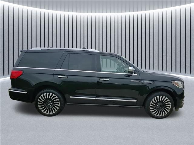 used 2019 Lincoln Navigator car, priced at $41,483