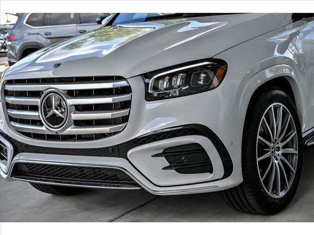 new 2026 Mercedes-Benz GLS 580 car, priced at $127,160