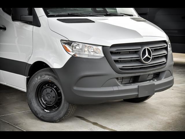 new 2025 Mercedes-Benz Sprinter 2500 car, priced at $65,744