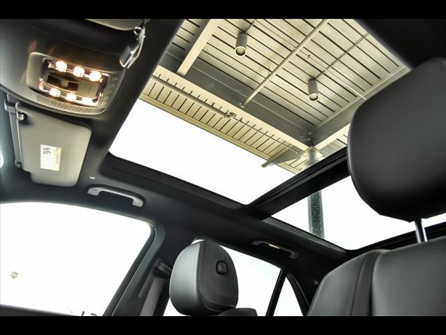 new 2025 Mercedes-Benz GLE 450 car, priced at $78,610