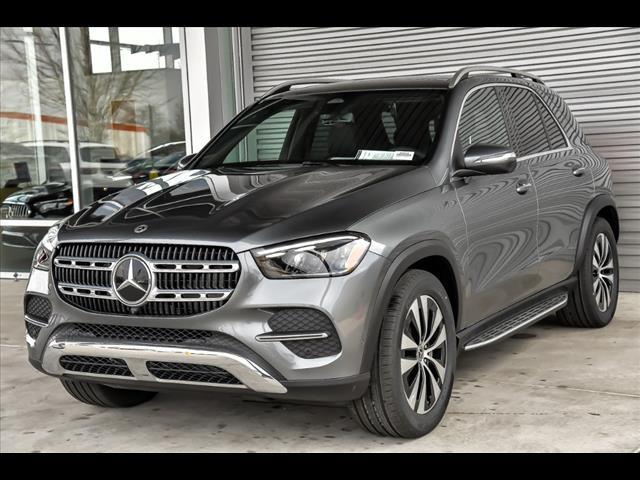 new 2025 Mercedes-Benz GLE 450 car, priced at $78,610