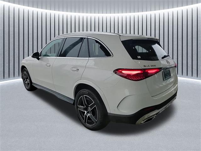 new 2025 Mercedes-Benz GLC 300 car, priced at $58,335