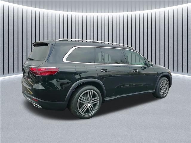 new 2025 Mercedes-Benz GLS 450 car, priced at $92,680