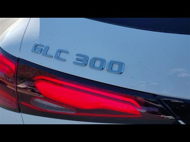 new 2025 Mercedes-Benz GLC 300 car, priced at $61,030