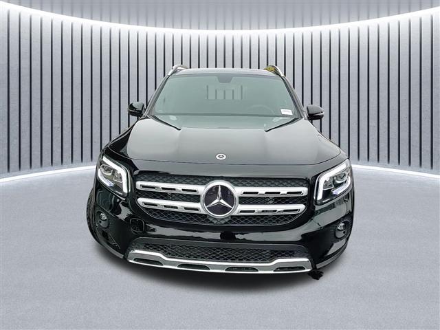 new 2023 Mercedes-Benz GLB 250 car, priced at $46,600
