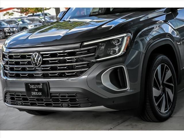 used 2024 Volkswagen Atlas car, priced at $30,811