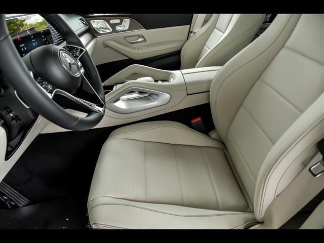 new 2025 Mercedes-Benz GLS 450 car, priced at $90,980
