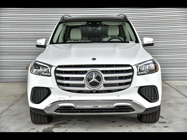 new 2025 Mercedes-Benz GLS 450 car, priced at $90,980