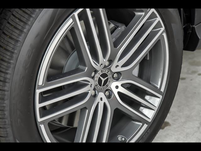 new 2025 Mercedes-Benz GLS 450 car, priced at $90,980