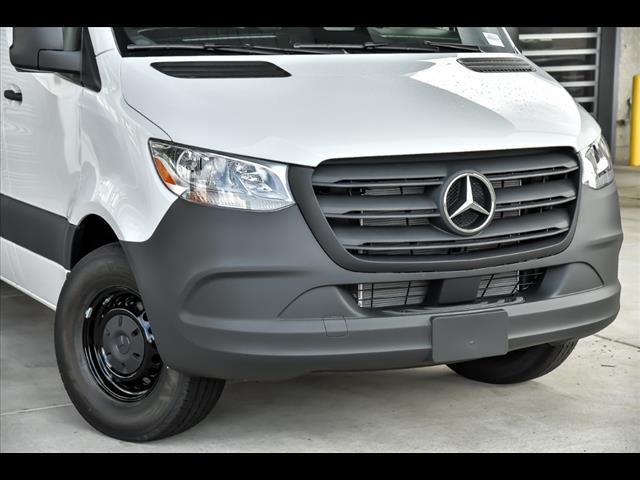 new 2025 Mercedes-Benz Sprinter 2500 car, priced at $70,164