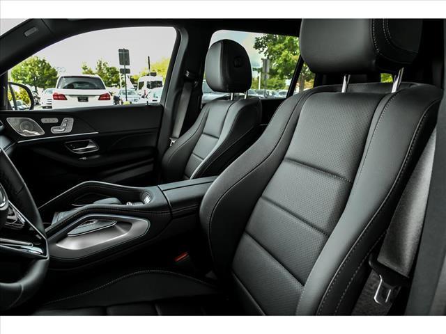 new 2025 Mercedes-Benz GLS 450 car, priced at $91,945