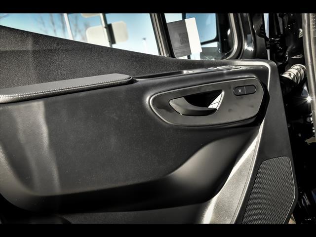 new 2025 Mercedes-Benz Sprinter 3500 car, priced at $71,377