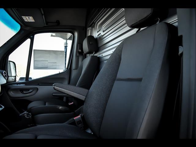 new 2025 Mercedes-Benz Sprinter 3500 car, priced at $71,377