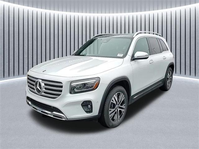 new 2024 Mercedes-Benz GLB 250 car, priced at $53,080