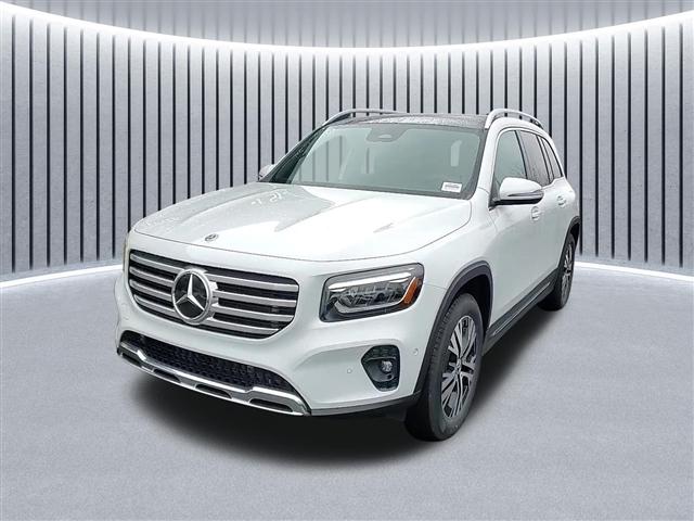new 2024 Mercedes-Benz GLB 250 car, priced at $53,080