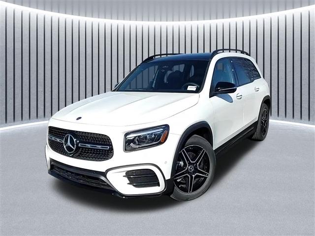new 2024 Mercedes-Benz GLB 250 car, priced at $54,840