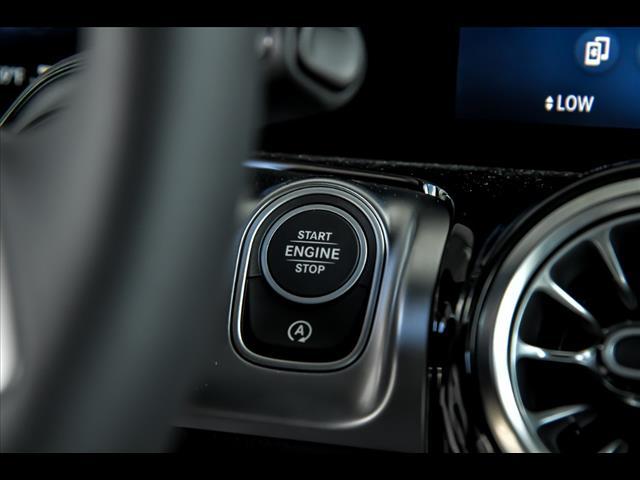 new 2025 Mercedes-Benz GLB 250 car, priced at $49,595
