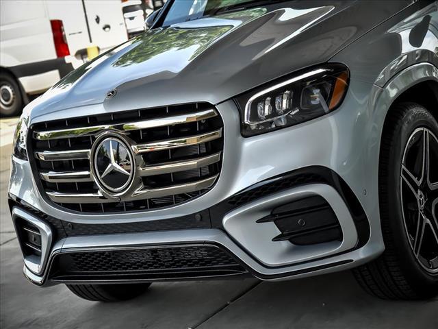 new 2025 Mercedes-Benz GLS 450 car, priced at $100,700