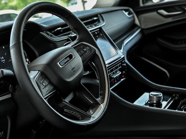 used 2022 Jeep Grand Cherokee car, priced at $32,508