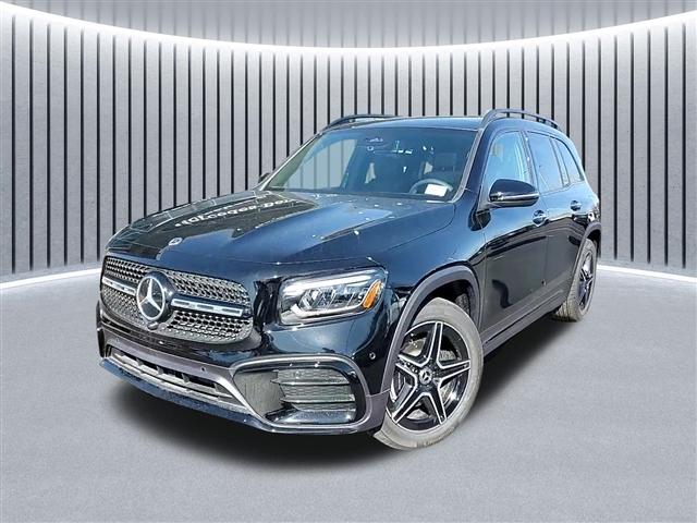 new 2024 Mercedes-Benz GLB 250 car, priced at $55,330