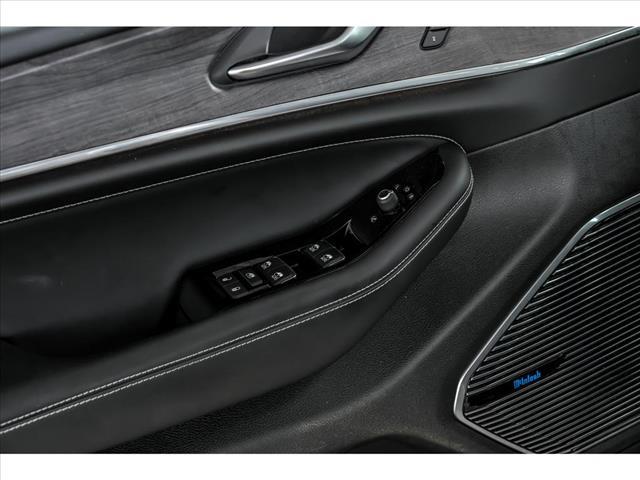 used 2022 Jeep Grand Cherokee car, priced at $34,977