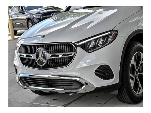new 2026 Mercedes-Benz GLC 350e car, priced at $66,270