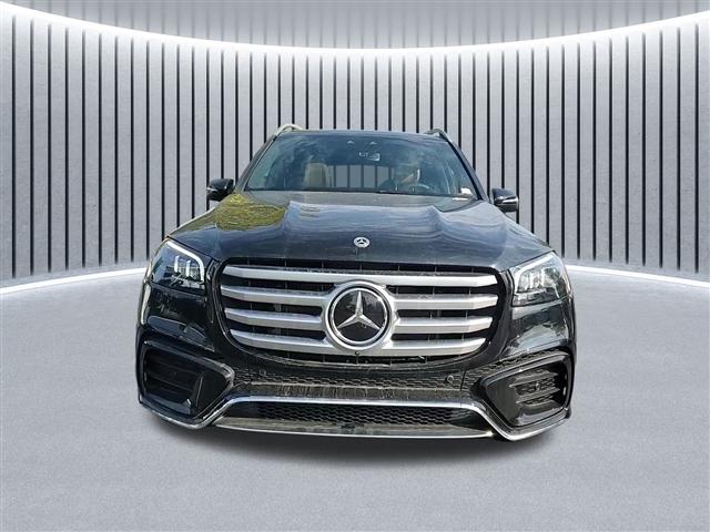 new 2024 Mercedes-Benz GLS 580 car, priced at $117,640