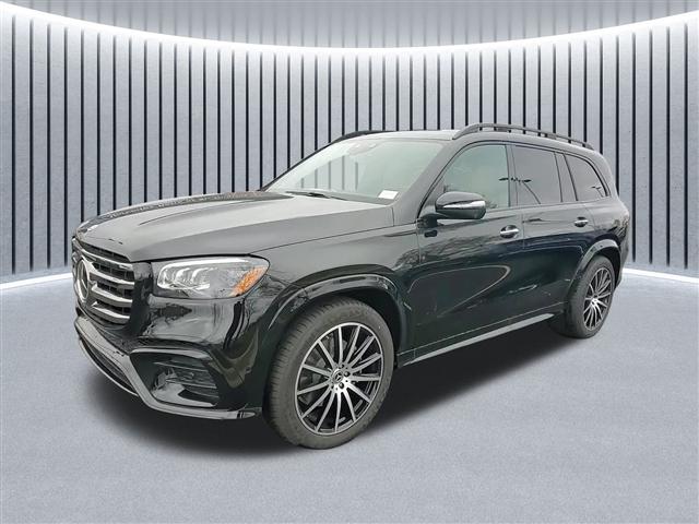 new 2025 Mercedes-Benz GLS 450 car, priced at $97,680