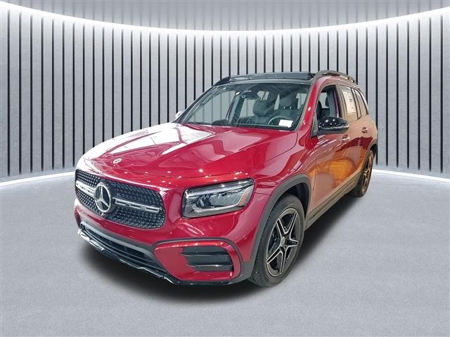 new 2024 Mercedes-Benz GLB 250 car, priced at $56,230