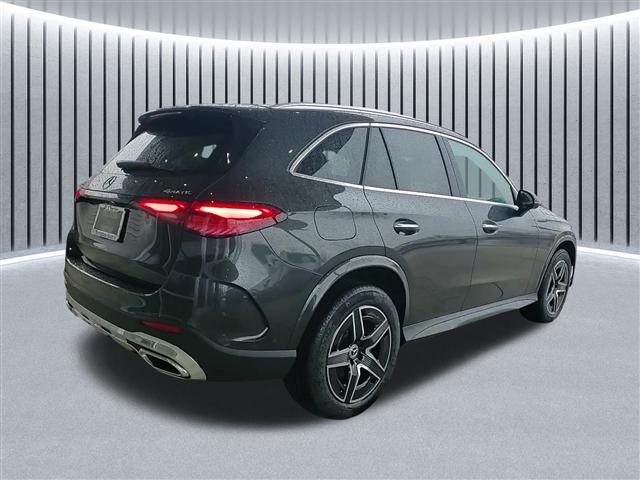 new 2025 Mercedes-Benz GLC 300 car, priced at $59,085